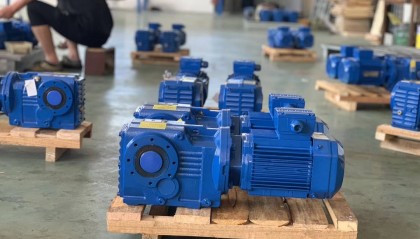 TRX58-Y5.5-4P减速机TRX58-E4-4P-1.3-M1型号的解释