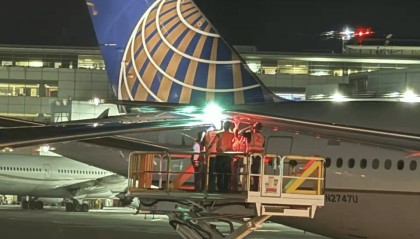 突发惊魂！飞中国客机与飞澳洲客机相撞！两架机上近600乘客