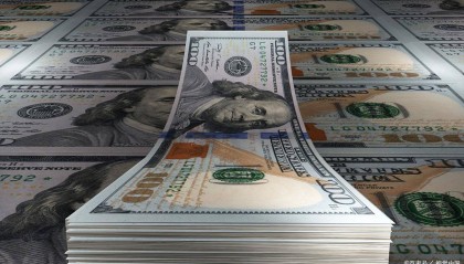 7月24日人民币汇率小幅升值，现在换美元合适吗？