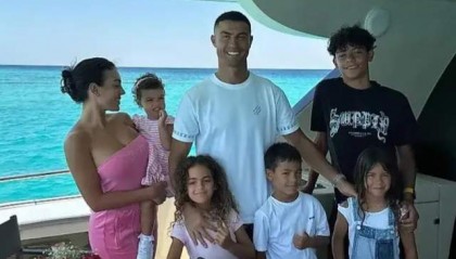 太牛了！C罗去年年收入18亿人民币，平均1秒钟赚59元