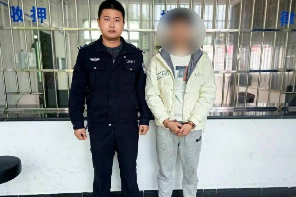 男子分饰五角敲诈同乡，刑拘！