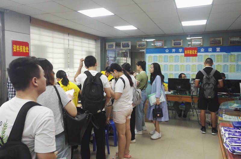 深圳龙华哪里可以提升学历