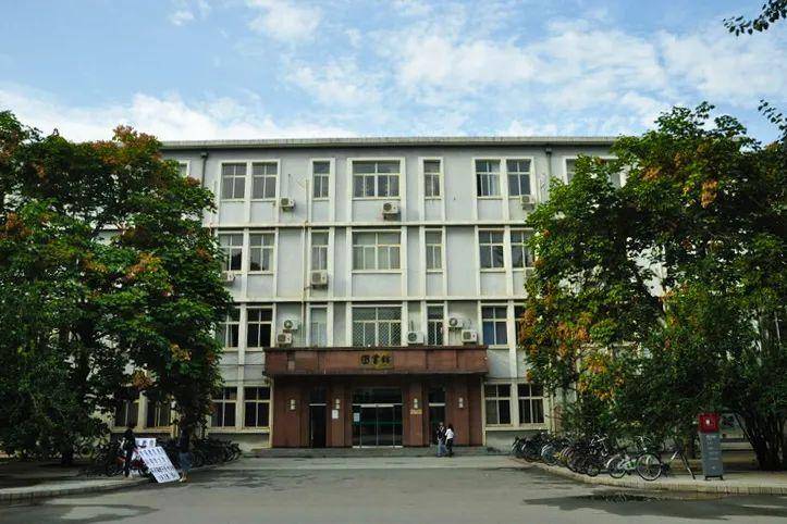 中国人民什么大学？中国人民大学！