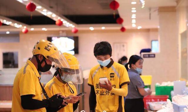 清明代客祭扫猛招迭出：费用200元-1000元不等，全程直播可以代哭