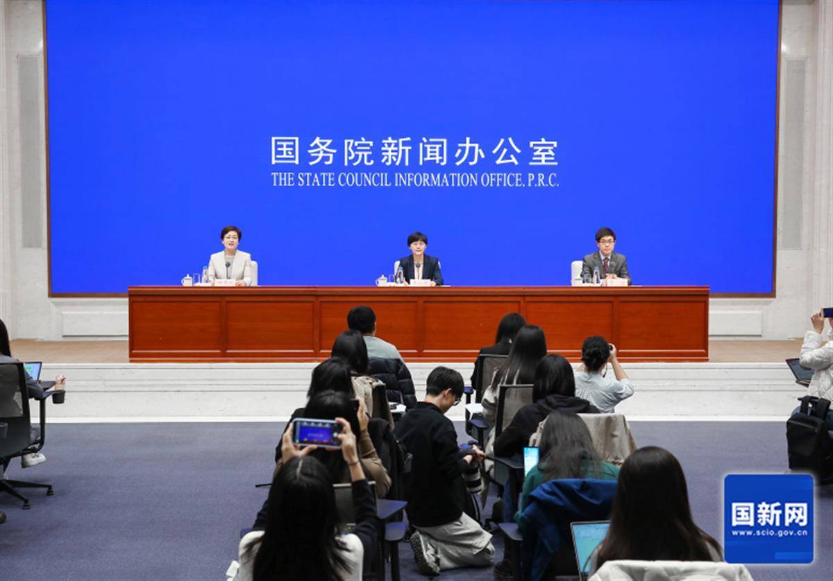 外汇局：出口受多种因素综合影响，人民币汇率变化对进出口影响比较温和