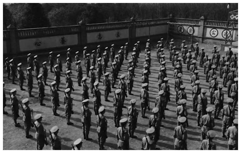 1948年王耀武被捕,家中除2辆拖拉机无余财,陈毅好奇为何藏拖拉机
