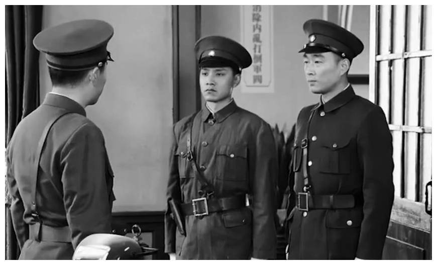 1948年王耀武被捕,家中除2辆拖拉机无余财,陈毅好奇为何藏拖拉机