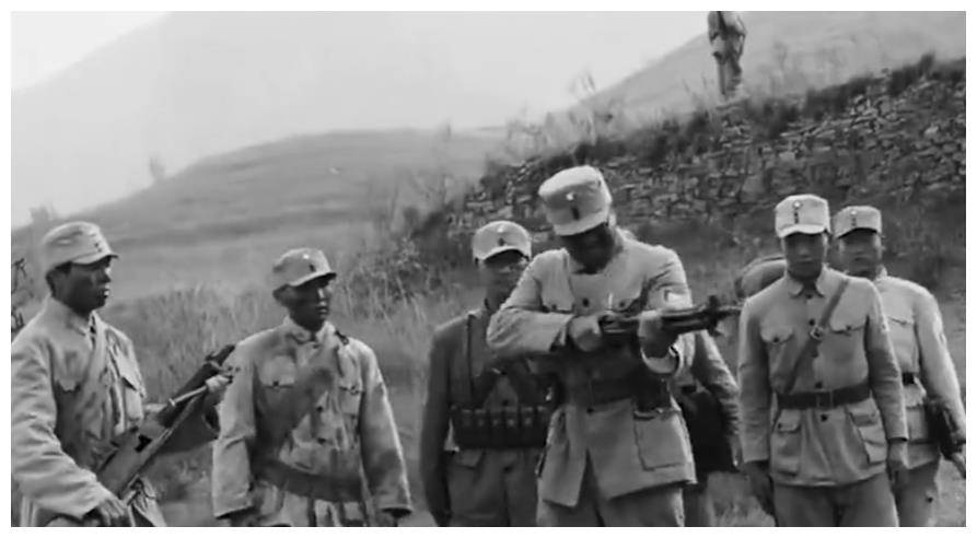 1948年王耀武被捕,家中除2辆拖拉机无余财,陈毅好奇为何藏拖拉机