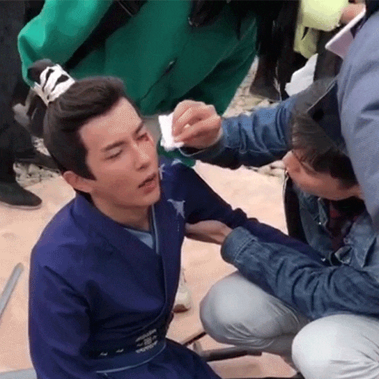 考古|于朦胧因坠楼身亡！选秀出道被赞是古装男神，他才37岁怎会这样