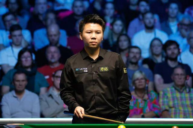 绝地逆转只差一步 周跃龙获得斯诺克英格兰公开赛亚军