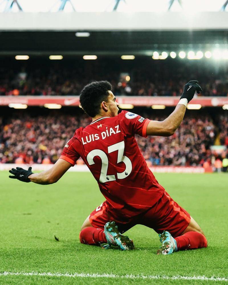 2射1传！拜仁尖刀10场造10球利物浦卖他只为签维尔茨回笼资金