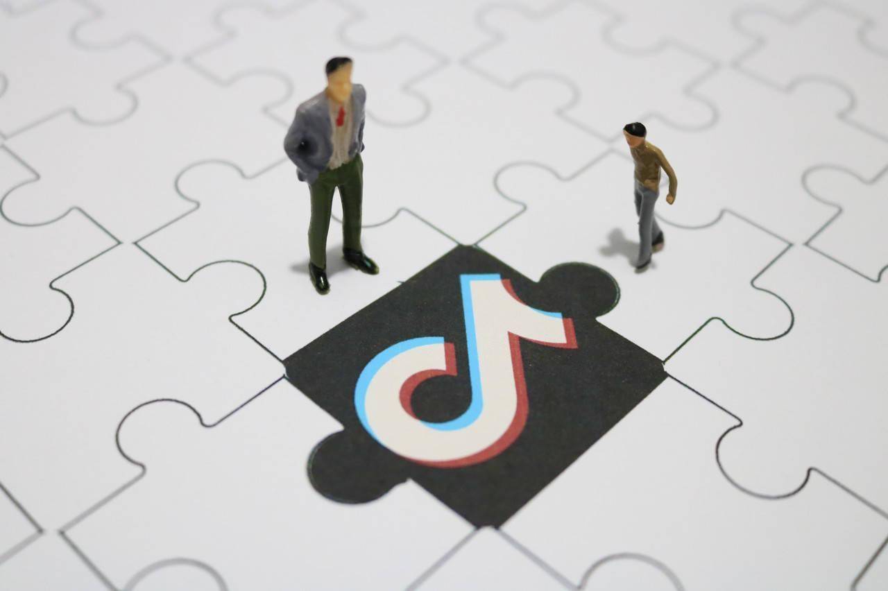 洛阳乐逸信息科技有限公司正规吗?