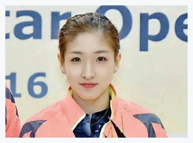 刘诗雯:她有爱过张继科吗?可能她爱的只是爱情本身,是她的青春