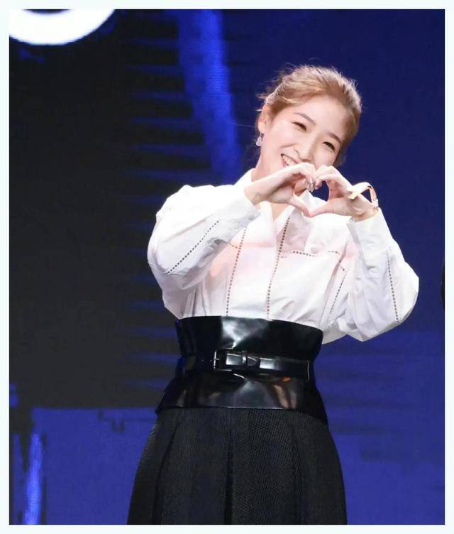 刘诗雯:她有爱过张继科吗?可能她爱的只是爱情本身,是她的青春